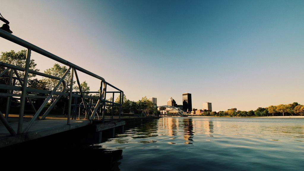 qantas-flight-destinations-and-schedules-to-from-greater-rochester